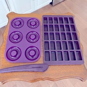 Epicure Perfect Petites Bagel & Donut Silicon Baking Trays & Grip Grab Tongs
